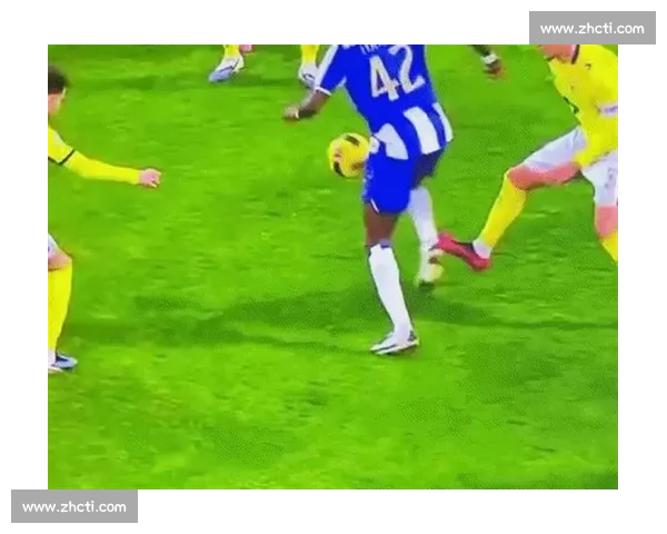 点球决胜时刻英雄降临 一记致命点球让全场沸腾